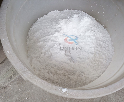 三聚氰胺圓形篩篩分后細(xì)料